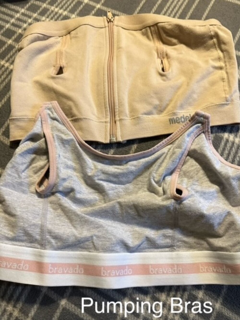 2 Pumping Bras - Picture 1 of 1